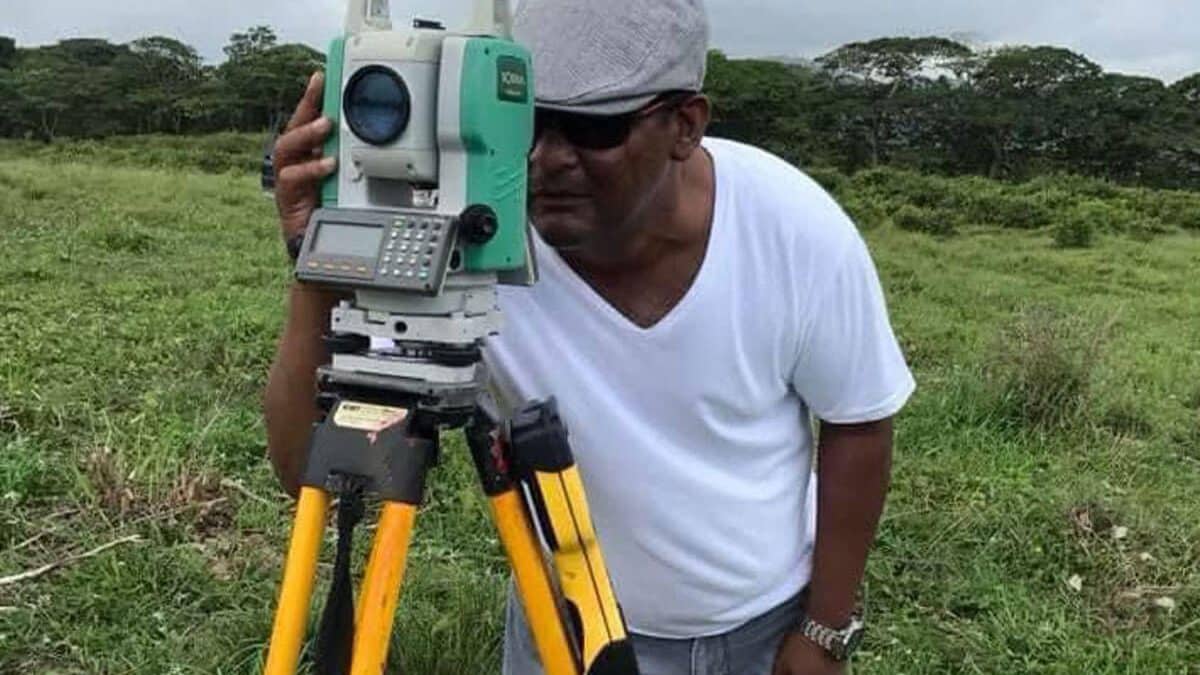 l Deslinde en República Dominicana: La Importancia de los Agrimensores y la Ley 108-05 de Registro Inmobiliario.