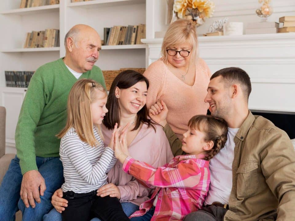 El padre repartirá sus bienes en vida a sus hijos, para no dejar problemas después de su muerte.